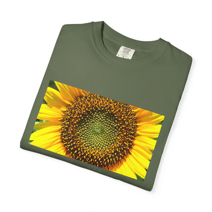 A Detailed Shot Of A Sunflower Center Geometric Se | Custom